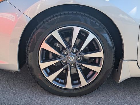Used 2016 Nissan Altima 2.5 SL w/ 2.5 Technology w/LED Package FWD image 24