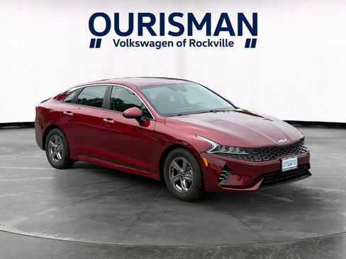 Used 2023 Kia K5 LXS FWD image 1
