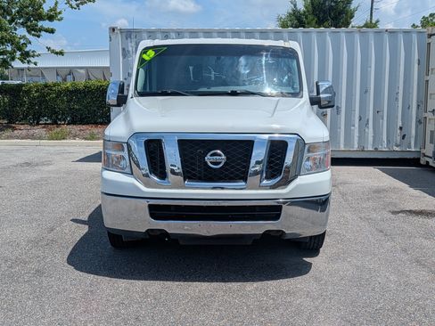 Used 2013 Nissan NV 3500 SV w/ Technology Pkg RWD image 8