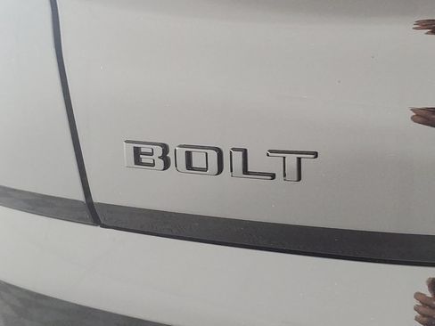 New 2027 Chevrolet Bolt RS w/ Super Cruise Package FWD image 30