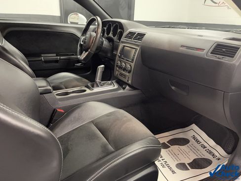 Used 2014 Dodge Challenger SRT8 image 16