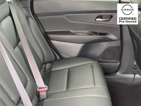 Certified 2025 Nissan Murano SV image 12