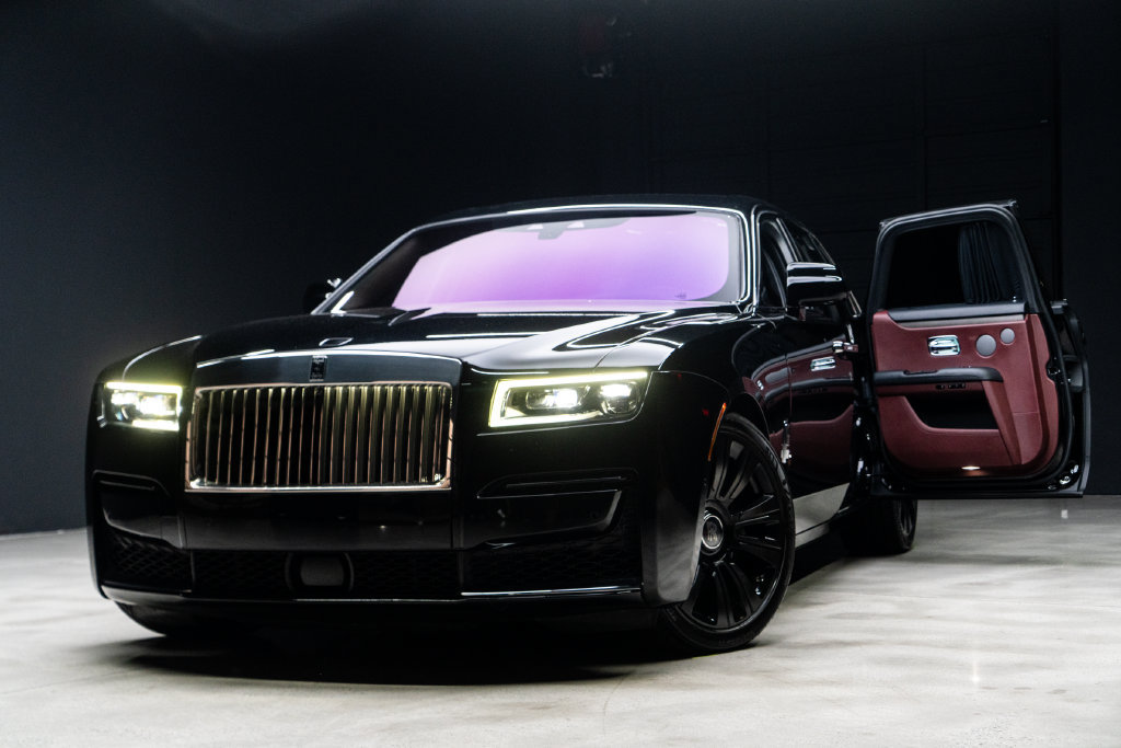 Used 2021 Rolls-Royce Ghost AWD/4WD image 2