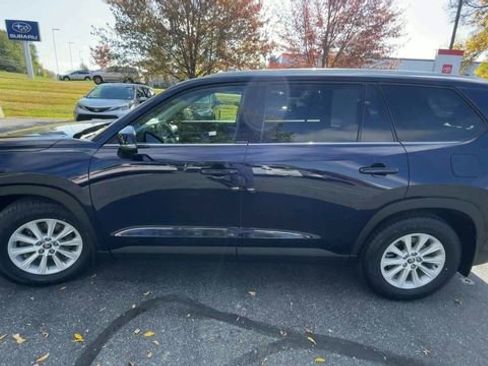 Certified 2024 Toyota Grand Highlander XLE image 5