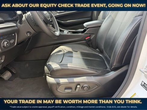 Used 2022 Jeep Grand Cherokee Limited 4xe w/ Luxury Tech Group II AWD/4WD image 9