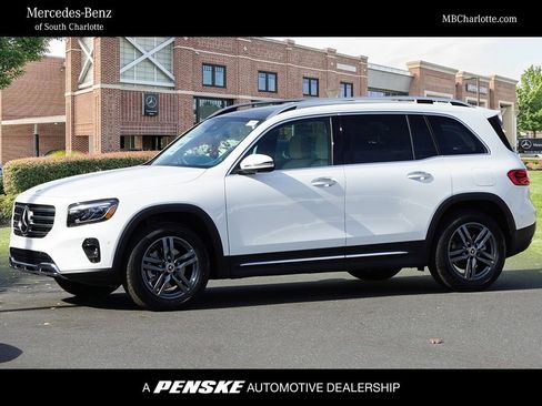 New 2026 Mercedes-Benz GLB 250 image 1