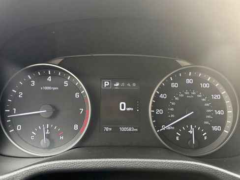 Used 2018 Hyundai Elantra Value Edition FWD image 32