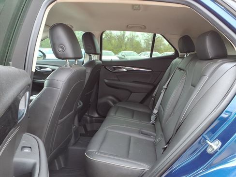 Used 2022 Buick Envision Essence w/ Safety Package image 11