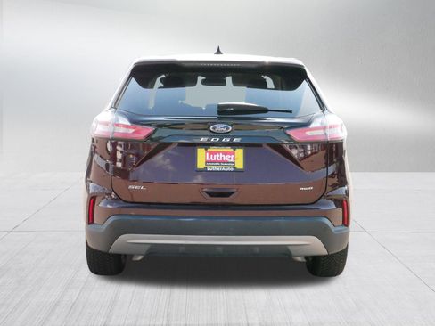 Used 2024 Ford Edge SEL image 6