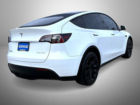 Used 2021 Tesla Model Y Long Range AWD/4WD image 5