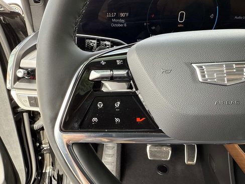 New 2026 Cadillac Vistiq Sport image 31