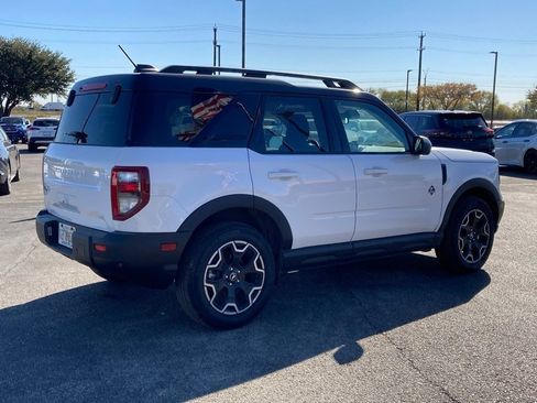 Used 2025 Ford Bronco Sport Outer Banks image 5