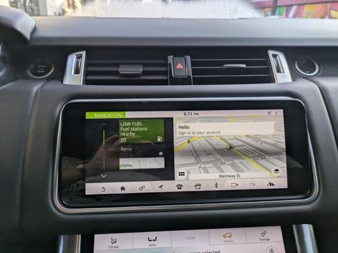 Used 2020 Land Rover Range Rover Sport HSE image 12