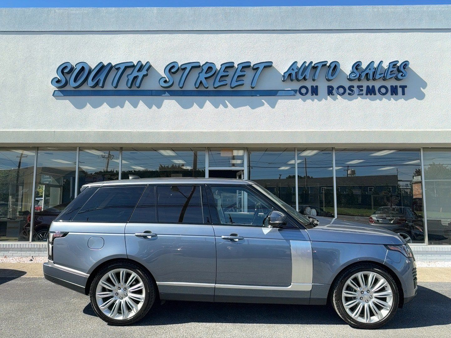 Used 2020 Land Rover Range Rover HSE AWD/4WD image 1