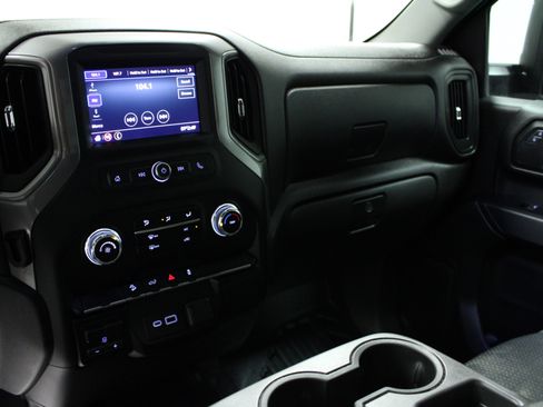 Used 2023 GMC Sierra 3500 Pro image 17