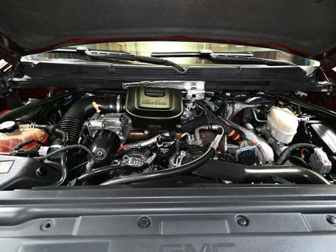 Used 2015 GMC Sierra 2500 Denali w/ Duramax Plus Package AWD/4WD image 26