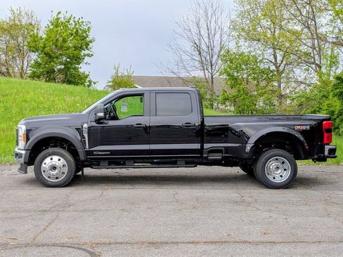 New 2026 Ford F450 XL w/ 360-Degree Camera Package AWD/4WD image 3