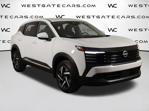 Used 2025 Nissan Kicks SV FWD image 41