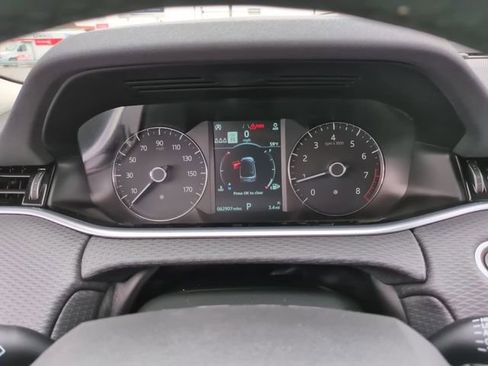 Used 2020 Land Rover Range Rover Evoque S image 24