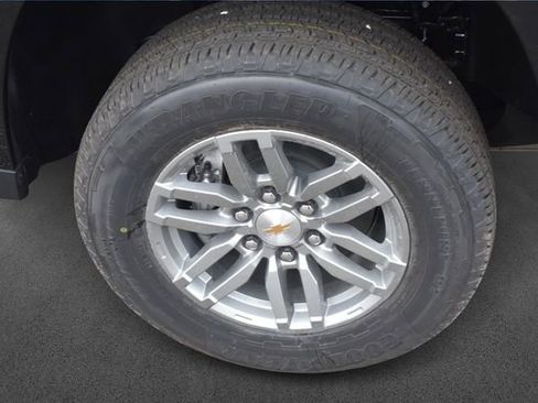 New 2026 Chevrolet Colorado LT image 12