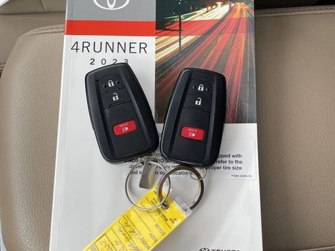 Used 2023 Toyota 4Runner SR5 Premium w/ Moonroof Package image 38