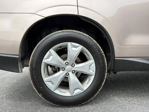 Used 2015 Subaru Forester 2.5i Premium w/ All-Weather Package AWD/4WD image 24
