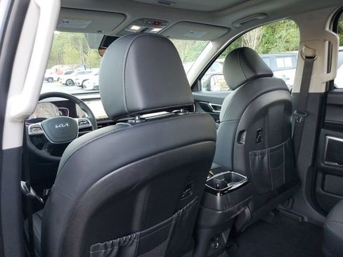 New 2025 Kia Telluride S image 12
