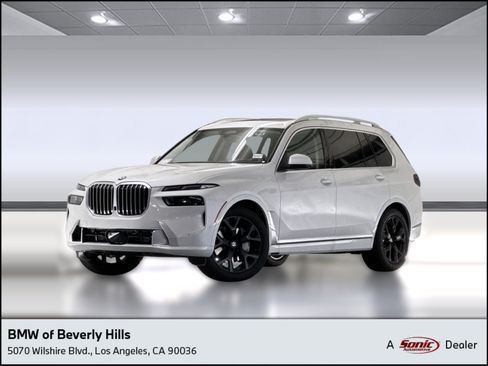 Used 2026 BMW X7 xDrive40i w/ Premium Package AWD/4WD image 1