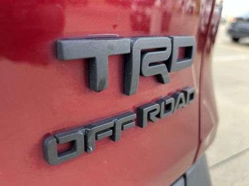 Used 2020 Toyota RAV4 TRD Off-Road w/ TRD Off-Road Weather Package AWD/4WD image 9
