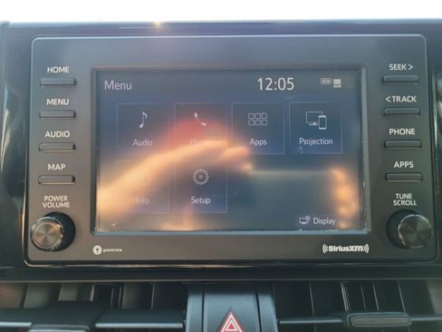 Used 2021 Toyota RAV4 LE image 20