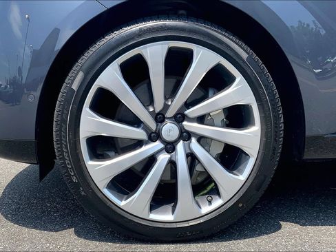 Certified 2025 Land Rover Range Rover SE AWD/4WD image 10