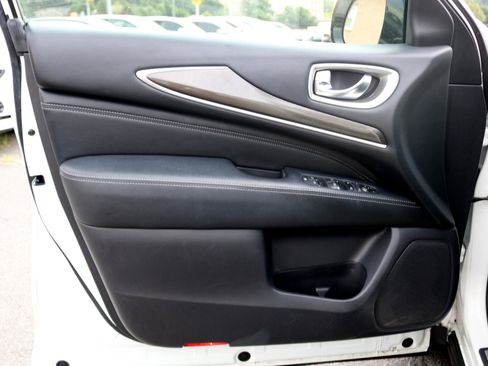 Used 2016 INFINITI QX60 Luxe image 10