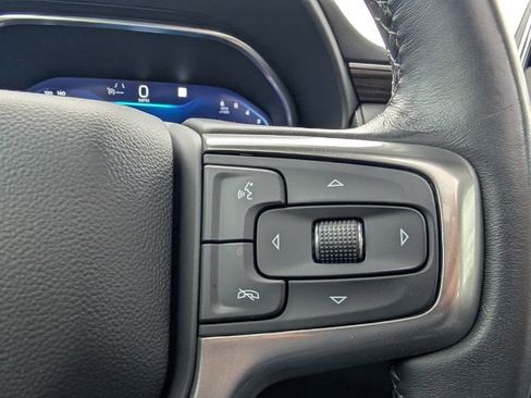 Used 2022 Chevrolet Suburban LT image 19