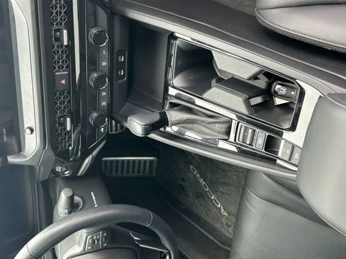 Used 2023 Honda Accord Sport image 12