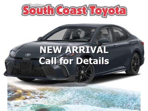Used 2025 Toyota Camry SE w/ Multimedia Upgrade Package FWD image 1