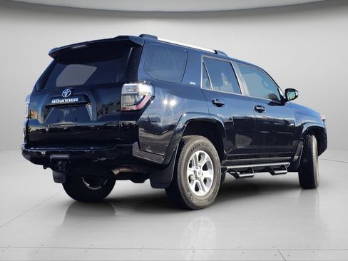 Used 2023 Toyota 4Runner SR5 Premium image 9