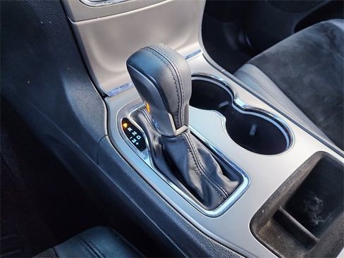 Used 2017 Jeep Grand Cherokee Altitude image 27