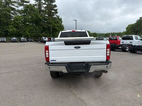 Used 2022 Ford F350 XLT w/ XLT Value Package AWD/4WD image 4