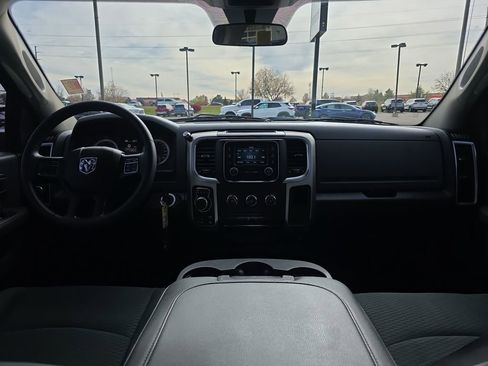 Used 2019 RAM 1500 Classic SLT image 15