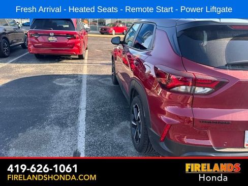 Used 2021 Chevrolet TrailBlazer RS w/ Sun and Liftgate Package FWD image 4