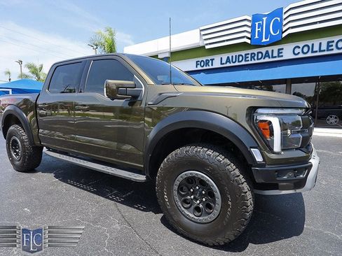 Used 2025 Ford F150 Raptor AWD/4WD image 4