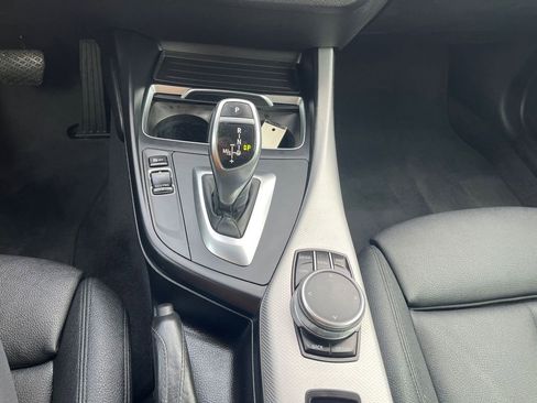 Used 2018 BMW M240i xDrive Convertible image 21