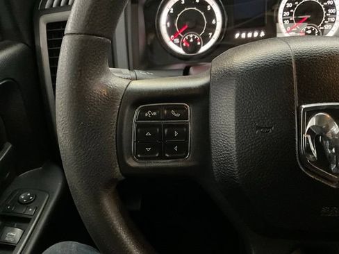 Used 2019 RAM 1500 Express AWD/4WD image 17