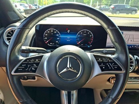 Used 2024 Mercedes-Benz GLB 250 4MATIC image 20