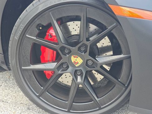 Used 2025 Porsche 911 Carrera RWD image 9