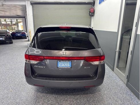Used 2015 Honda Odyssey Touring Elite image 4