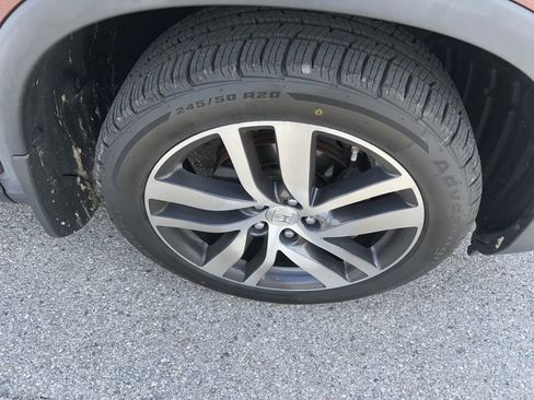Used 2018 Honda Pilot Touring image 21