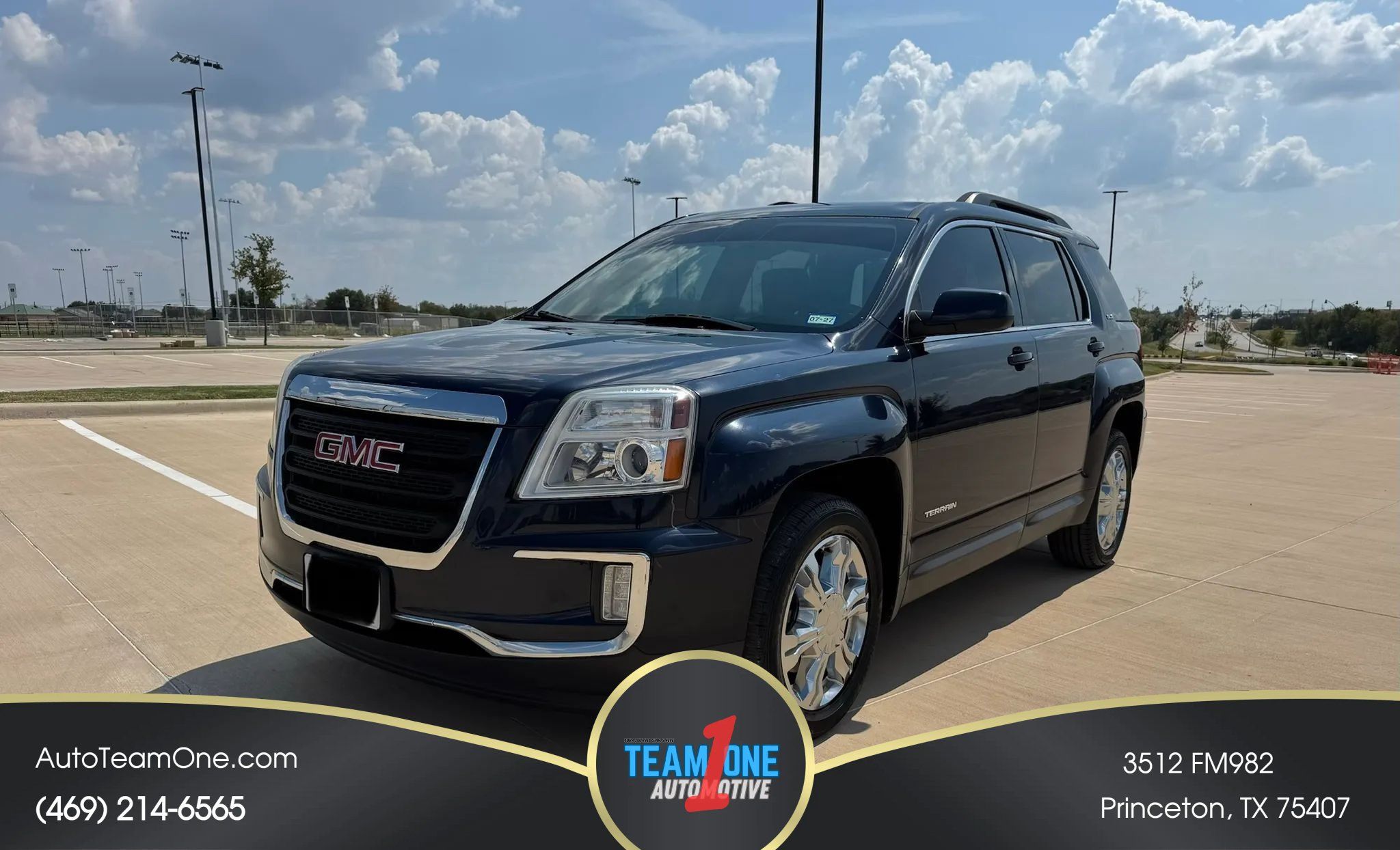 Used 2017 GMC Terrain SLE w/ Convenience Package FWD image 1