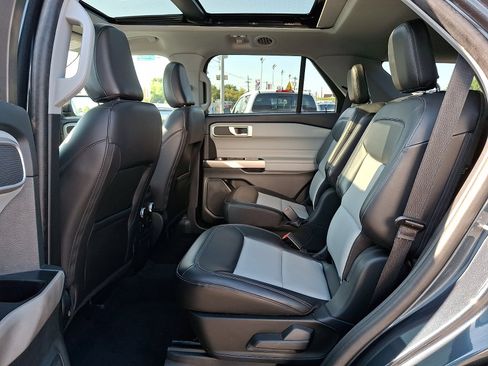 Certified 2023 Ford Explorer XLT w/ Equipment Group 202A AWD/4WD image 10