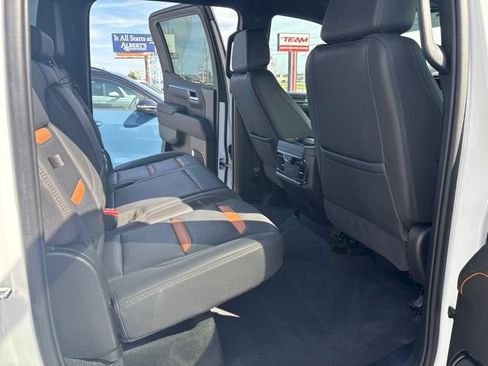 Used 2023 GMC Sierra 1500 AT4 AWD/4WD image 8